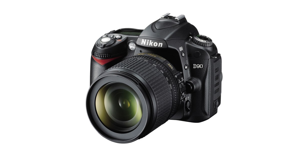 ニコン、D90 AF-S DX 18-200G VR II レンズキット - 価格.com