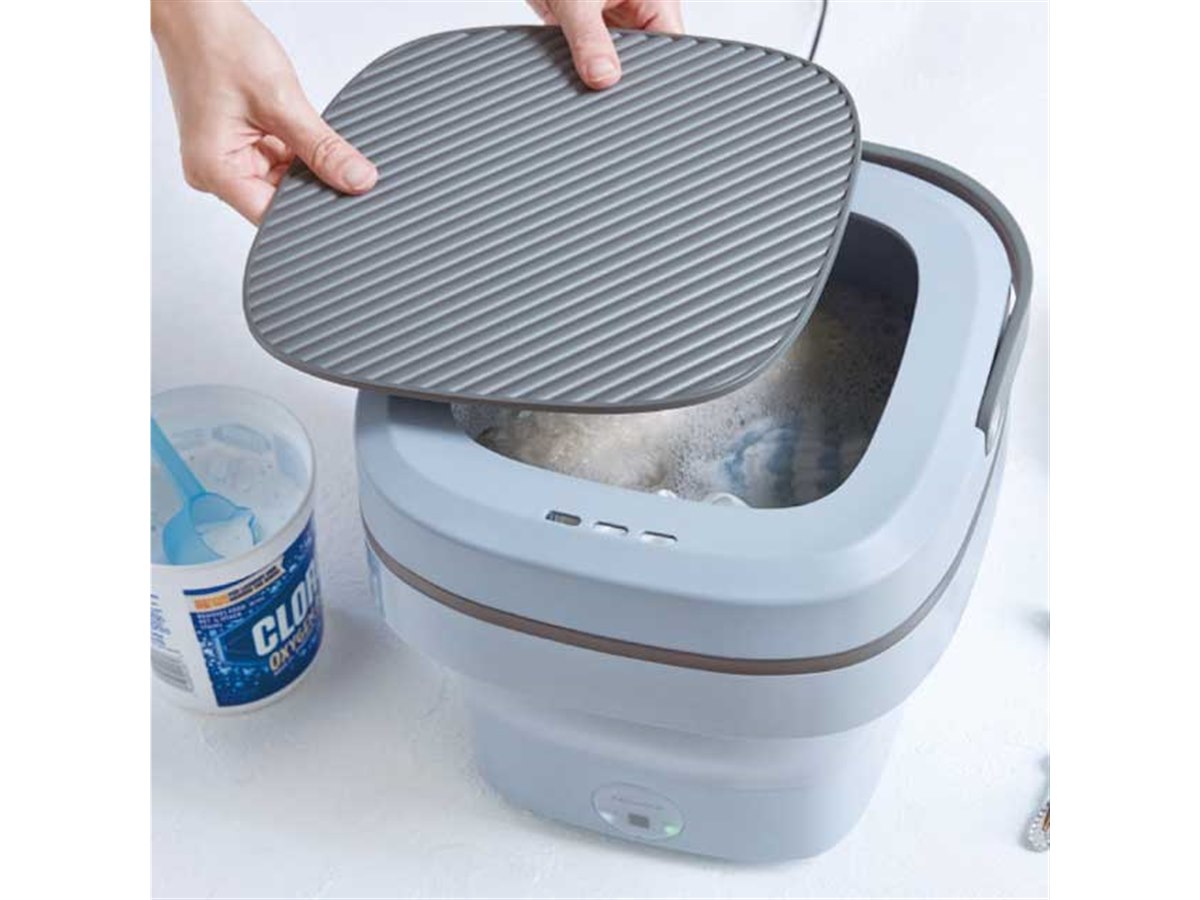 レコルト、洗濯容量約0.2kgの「折りたたみ式ミニ洗濯機」を9,900円で