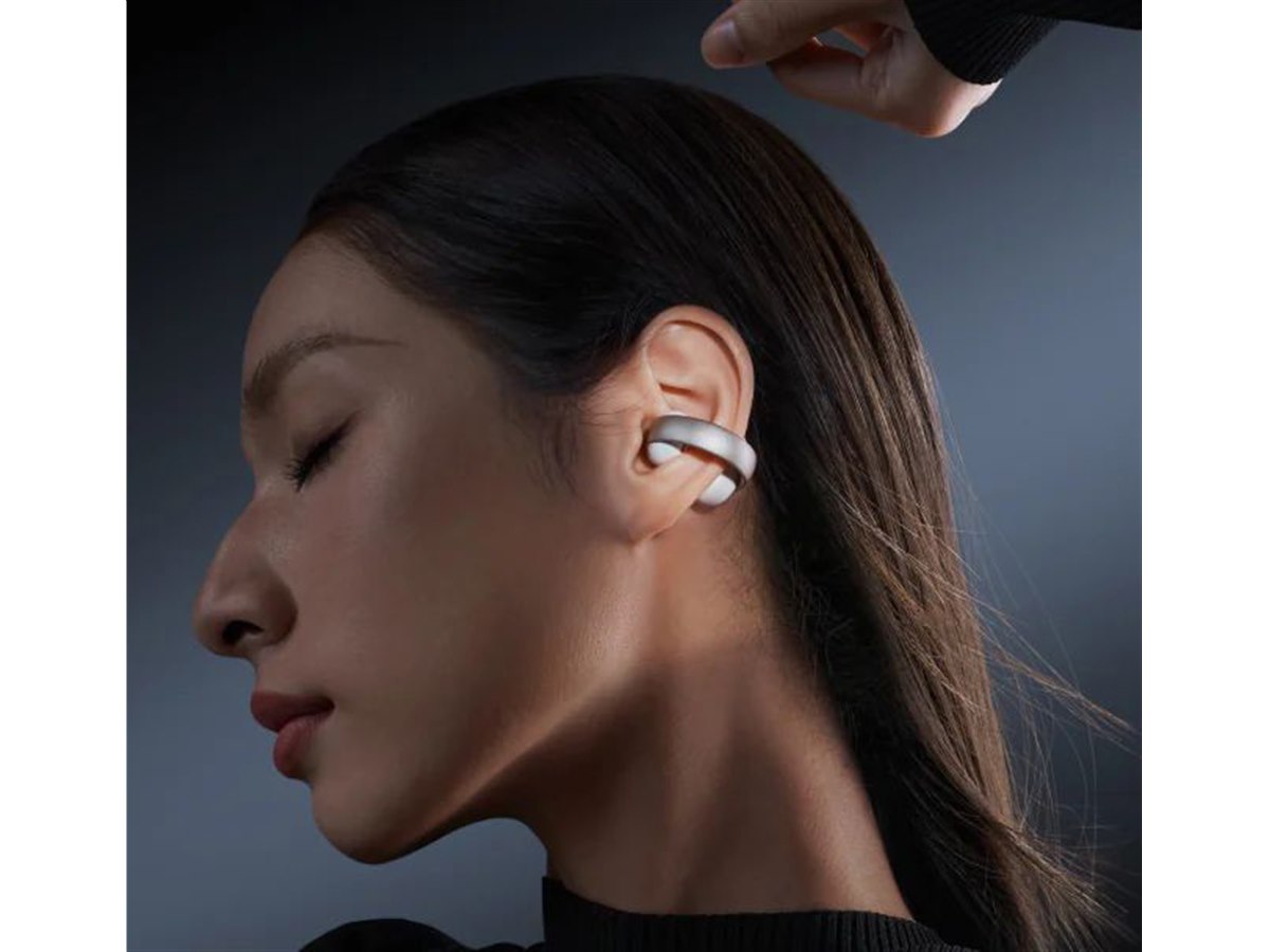 Anker、LDAC対応のイヤーカフ型ワイヤレスイヤホン「Soundcore