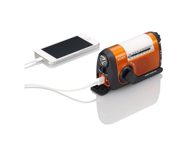 ソニー、ワイドFM放送に対応した手回し充電ラジオ2機種 - 価格.com