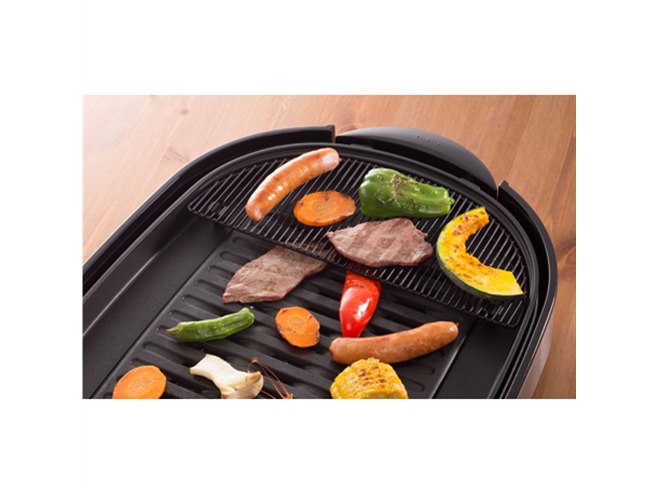 パナソニック、平面・焼肉・たこ焼き用ビッグな3枚プレート付きホット