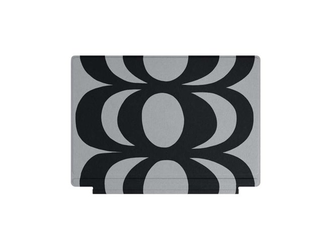 マイクロソフト、「マリメッコ」コラボのSurface用スリーブとタイプ