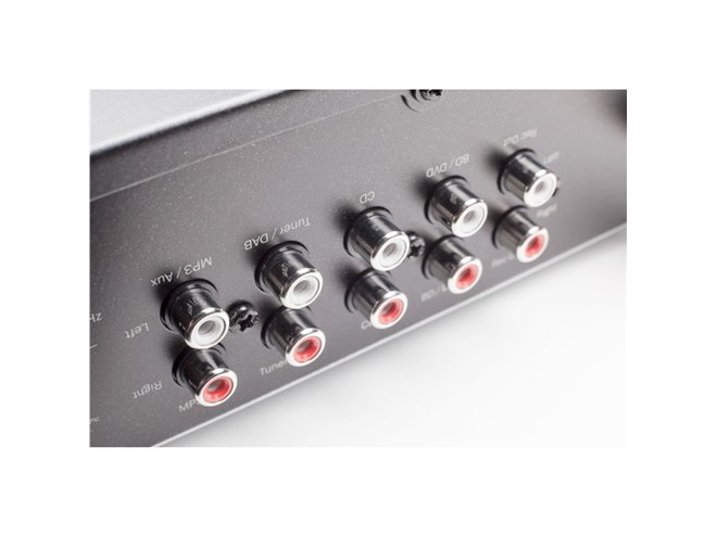 Cambridge Audio、19,800円のプリメインアンプ「TOPAZ AM5」など