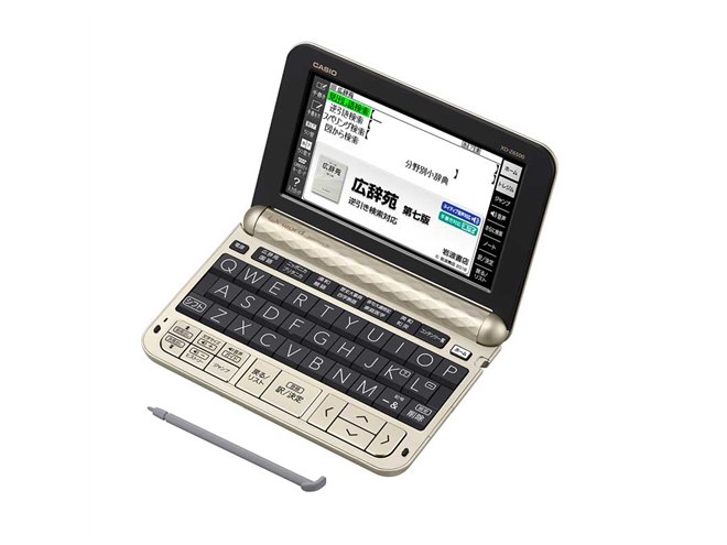 カシオ、「広辞苑 第七版」を収録した「EX-word」新モデル4機種など