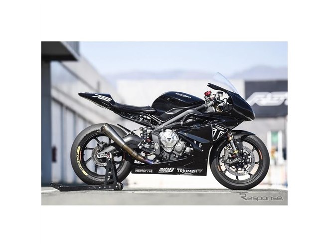 Moto2プロトタイプに最速試乗！トライアンフ製3気筒765ccは「分厚くも