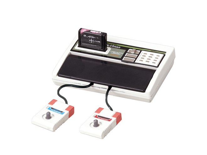 エポック、「スーパーカセットビジョン」などを再現したカプセルトイ全