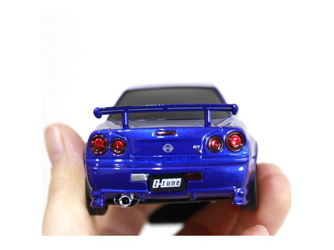 日産スカイラインGT-R R34型」がモチーフの4500mAhモバイルバッテリー