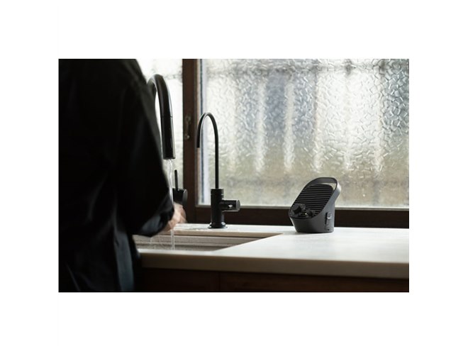 プラスマイナスゼロ、ラジオ機能付きテレビ用ワイヤレススピーカー