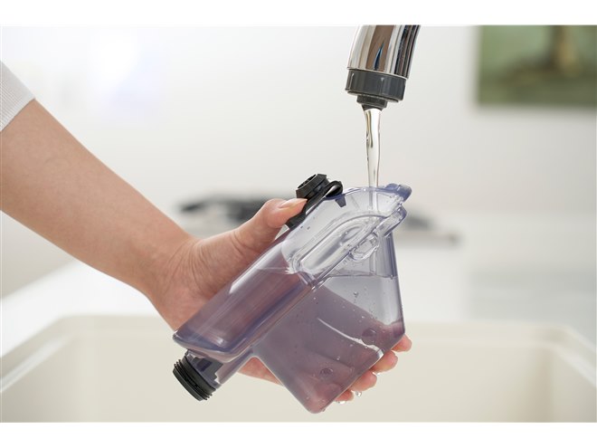 Shark、掃除性能と利便性が向上した新モデル「回転スチームモップ