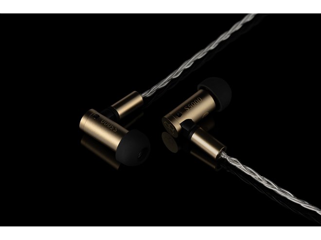 final、BAドライバーを鼓膜に近づけるイヤホン「F7200」を100個限定で