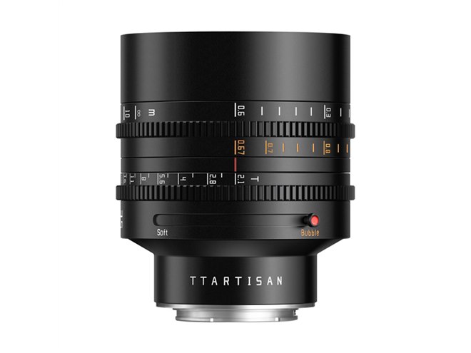 TTArtisan、2種類のボケを切り替えられる大口径単焦点レンズ「T2.1