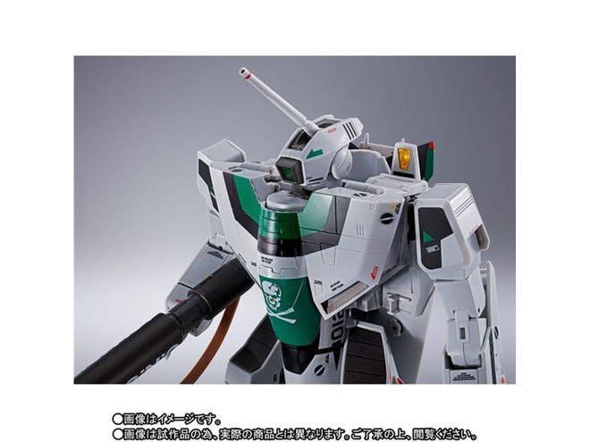 バンダイ、劇場版「VF-1A バルキリー（柿崎速雄機）」を1/48相当で