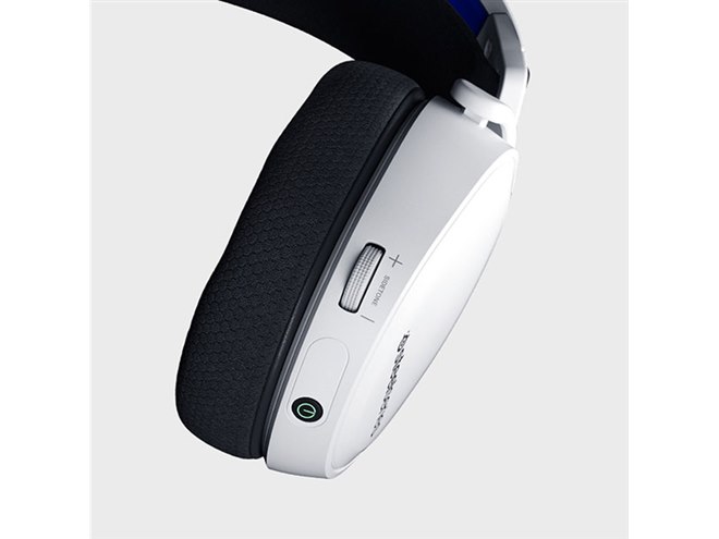 SteelSeries、PS5向けに開発したワイヤレスゲーミングヘッドセット