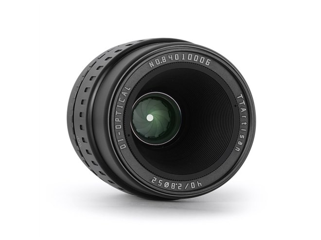 16,500円、等倍撮影できるAPS-Cマクロレンズ「TTArtisan 40mm f/2.8