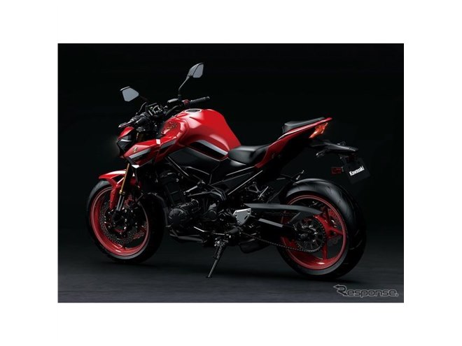 Z誕生50周年記念モデル、カワサキ『Z900』は懐かしのファイヤー