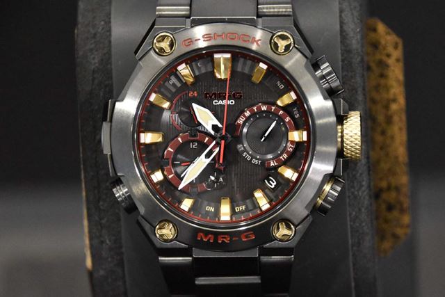 カシオ G-SHOCK G-STEEL ファイアーパッケージ '22 GST-W300FP-1A2JR