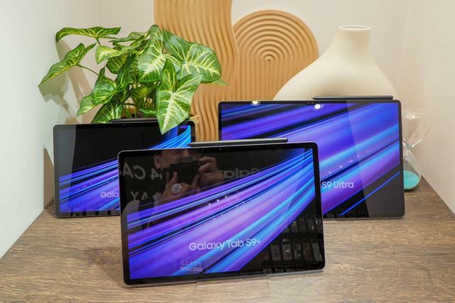 サムスン Galaxy Tab S9 SM-X710NZAAXJP [グラファイト] 価格比較