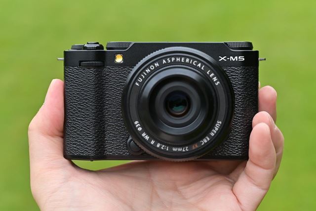 富士フイルム FUJIFILM X-M5 XC15-45mmレンズキット 価格比較 - 価格.com
