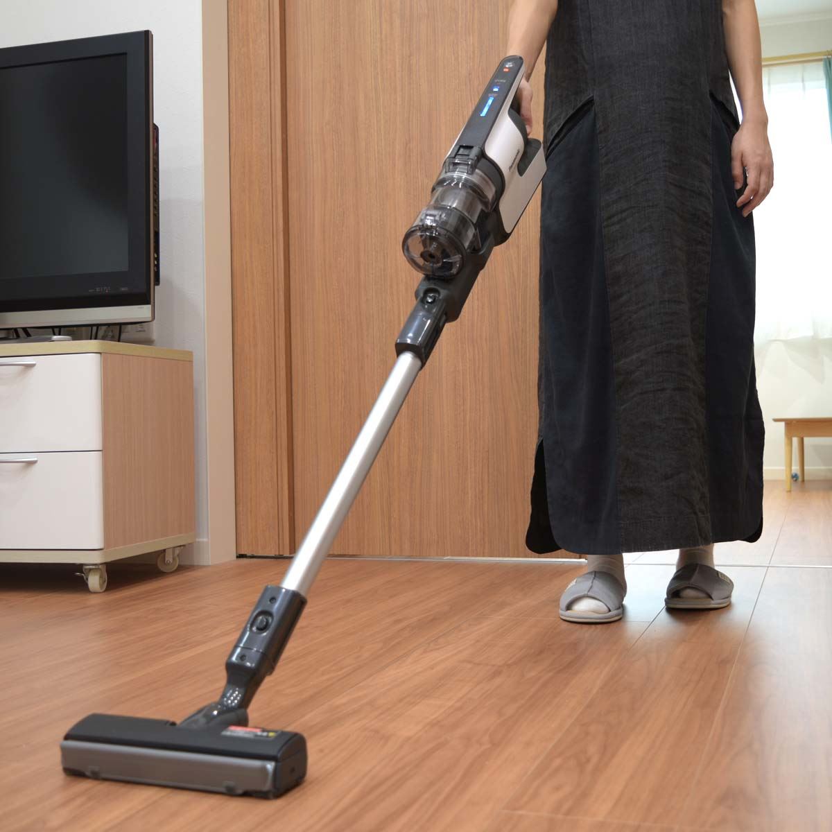 パナソニック「パワーコードレス」に、コードレススティック掃除機の