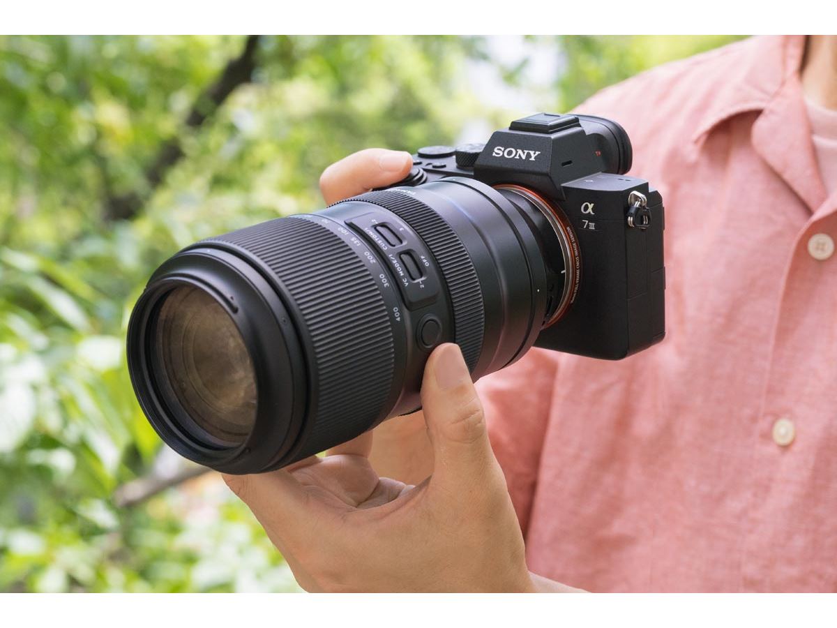 50mmスタートの超望遠ズーム！ 正式発表前のタムロン「50-400mm F/4.5