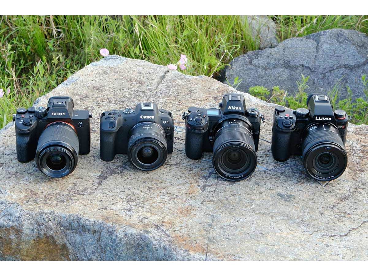 フルサイズミラーレスカメラ“定番モデル”徹底比較！ 選んで間違いない4