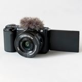 ソニー、Vlogカメラ「VLOGCAM ZV-E10」ダブルズームレンズキットを本日