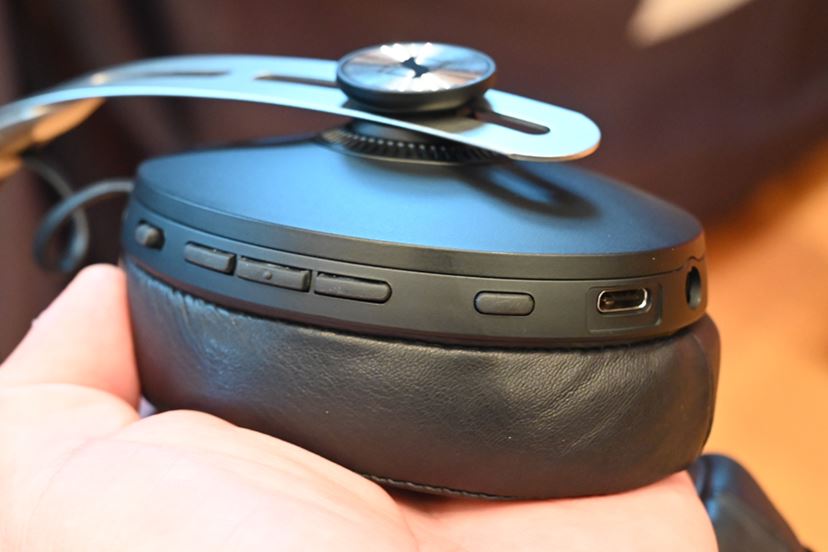 ゼンハイザーのノイキャンヘッドホン「MOMENTUM Wireless」の第3世代