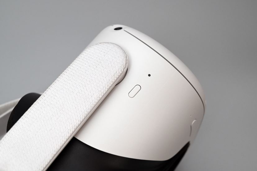 性能アップで価格はダウン！ 33,800円から買えるゲーム向けVRヘッド