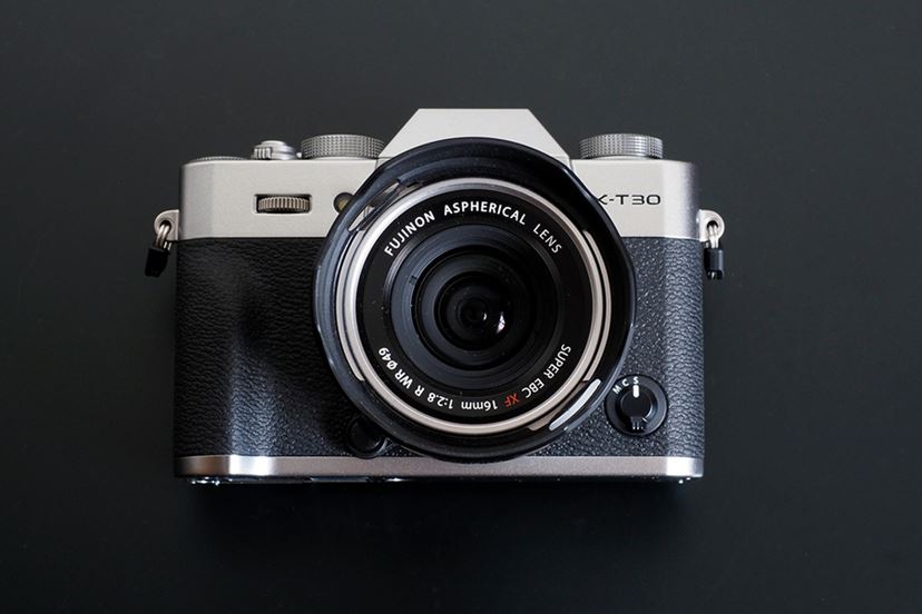富士フイルムのエッセンスが凝縮された「X-T30 II」と4本のレンズで