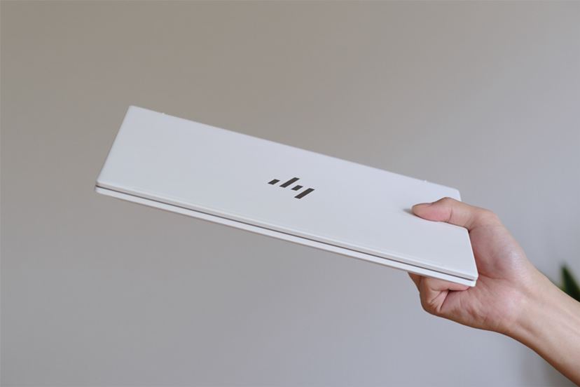 ランキング上位のワケはコスパと軽さ? 人気ノートPC「HP Pavilion Aero