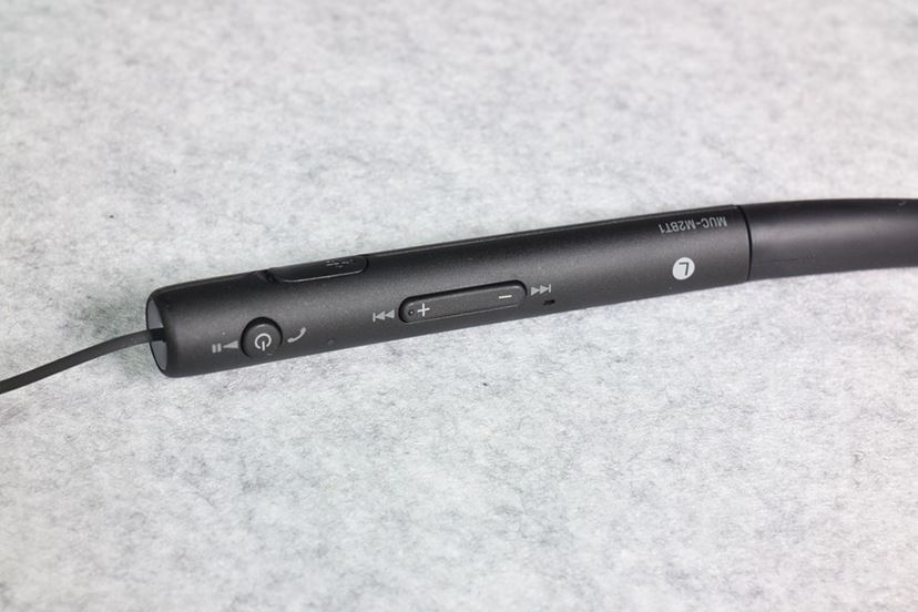 お気に入りイヤホンをワイヤレスに！ ソニー「MUC-M2BT1」 - 価格.com