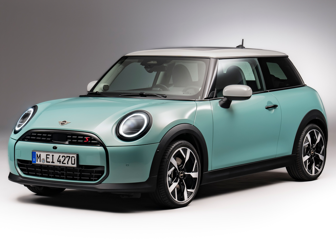 ミニ MINI 3 DOOR 2024年モデル JOHN COOPER WORKSの価格・性能・装備