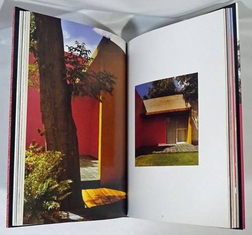 Barragan: Armando Salas Portugal photographs of the architecture