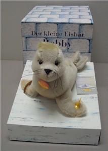 シュタイフ【steiff】Robby アザラシ 27cm EAN354120 - テディベア通販