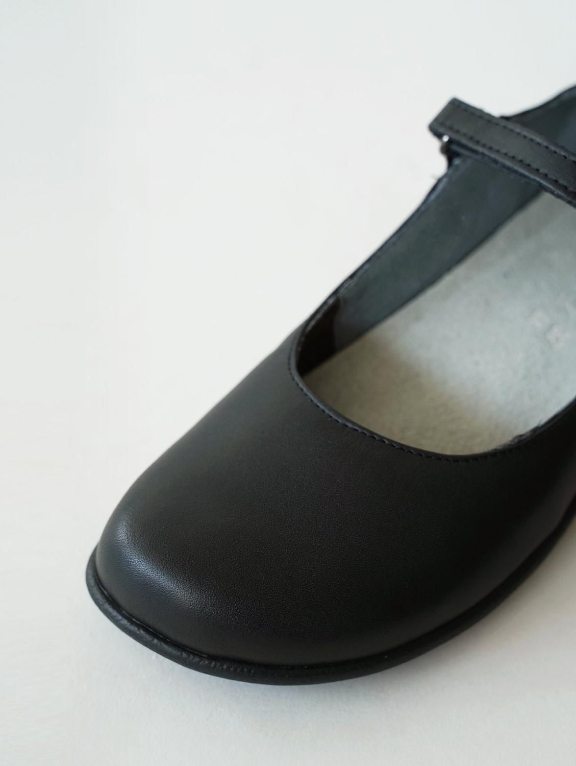 REKA / Black - NAOT ナオトジャパン オンラインショップ