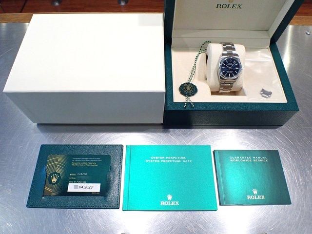 ロレックス オイスターパーペチュアル 34 ブルー Ref.124200 - 腕時計