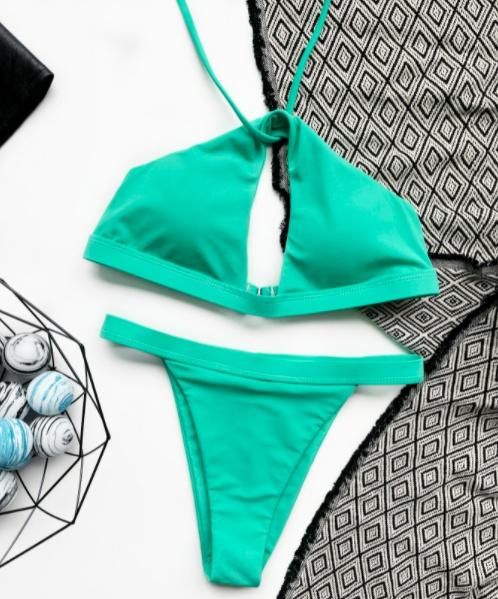 大特価】エメラルドグリーン カットアウトフロント ホルターネック