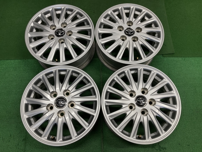 トヨタ ノア ヴォクシー 80系 純正 15インチアルミホイール買取しま