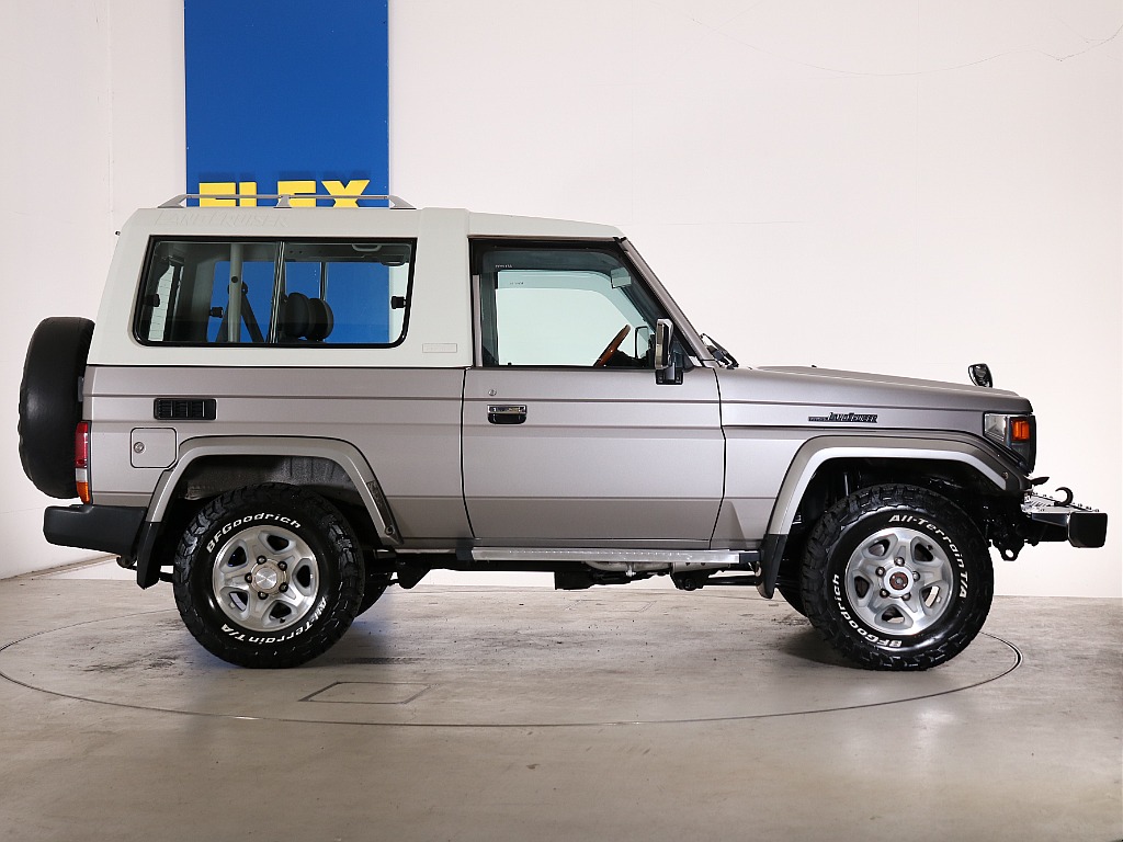 トヨタ ランドクルーザー70 4.2 ZX FRPトップ ディーゼル 4WD(H15年式
