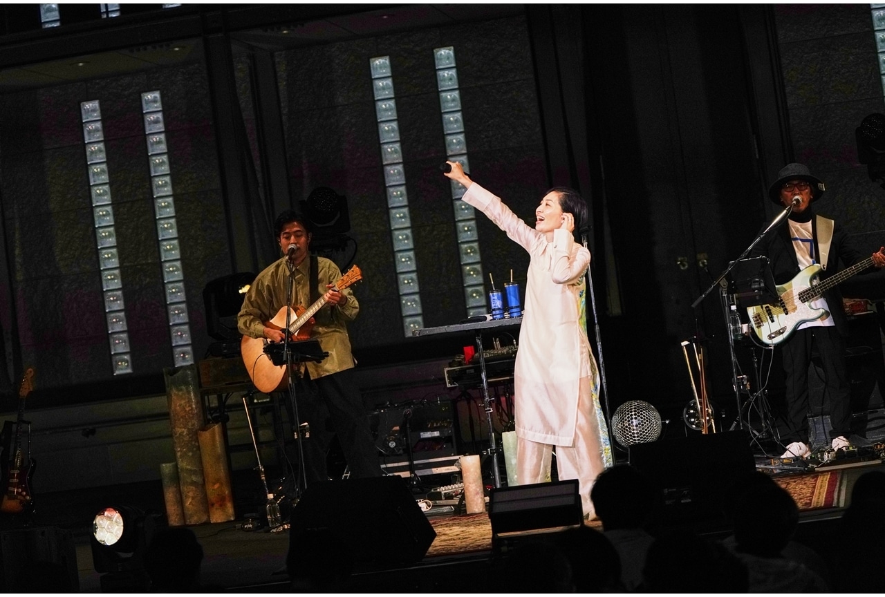 坂本真綾、30周年記念SPECIAL LIVE開催をFCライブで発表