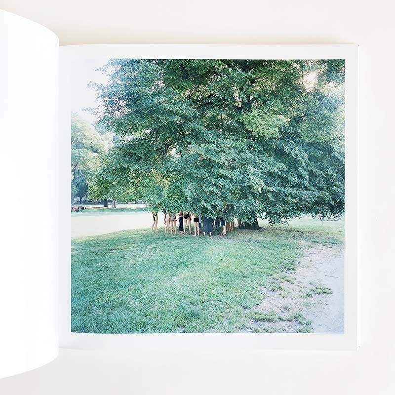 Mie Morimoto: ongoing去りながら 森本美絵 - 古本買取 2手舎/二手舎