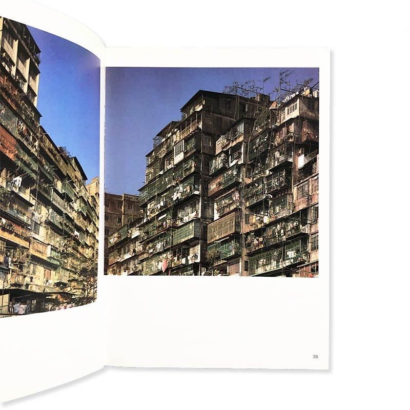 Greg Girard, Ian Lambot: CITY OF DARKNESS Life in Kowloon Walled
