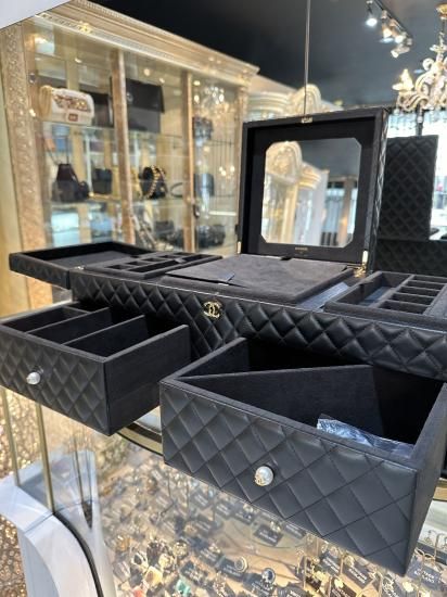 CHANEL ACCESSORY CASE シャネル ジュエリーケース - VINTAGE ECOLAND