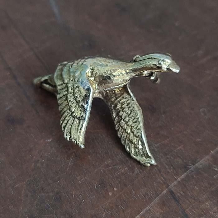 アクセサリー・ブローチ・鳥・立体的・ドイツ・蚤の市・古道具