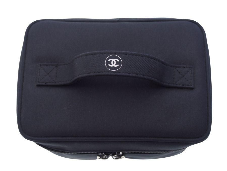 Used 極上品】シャネル CHANEL ノベルティ バニティポーチ 大型メイク