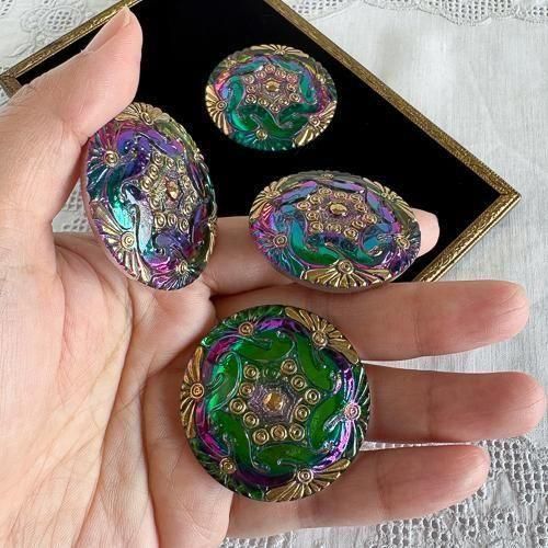 チェコのガラスボタン 40mm ヴィトラルグリーン 特大 - チェコ雑貨と