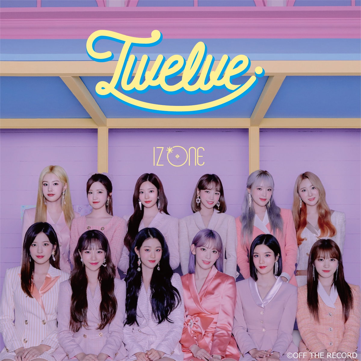 Iz*one · Twelve (Version B) (CD) [Japan Import edition] (2020)