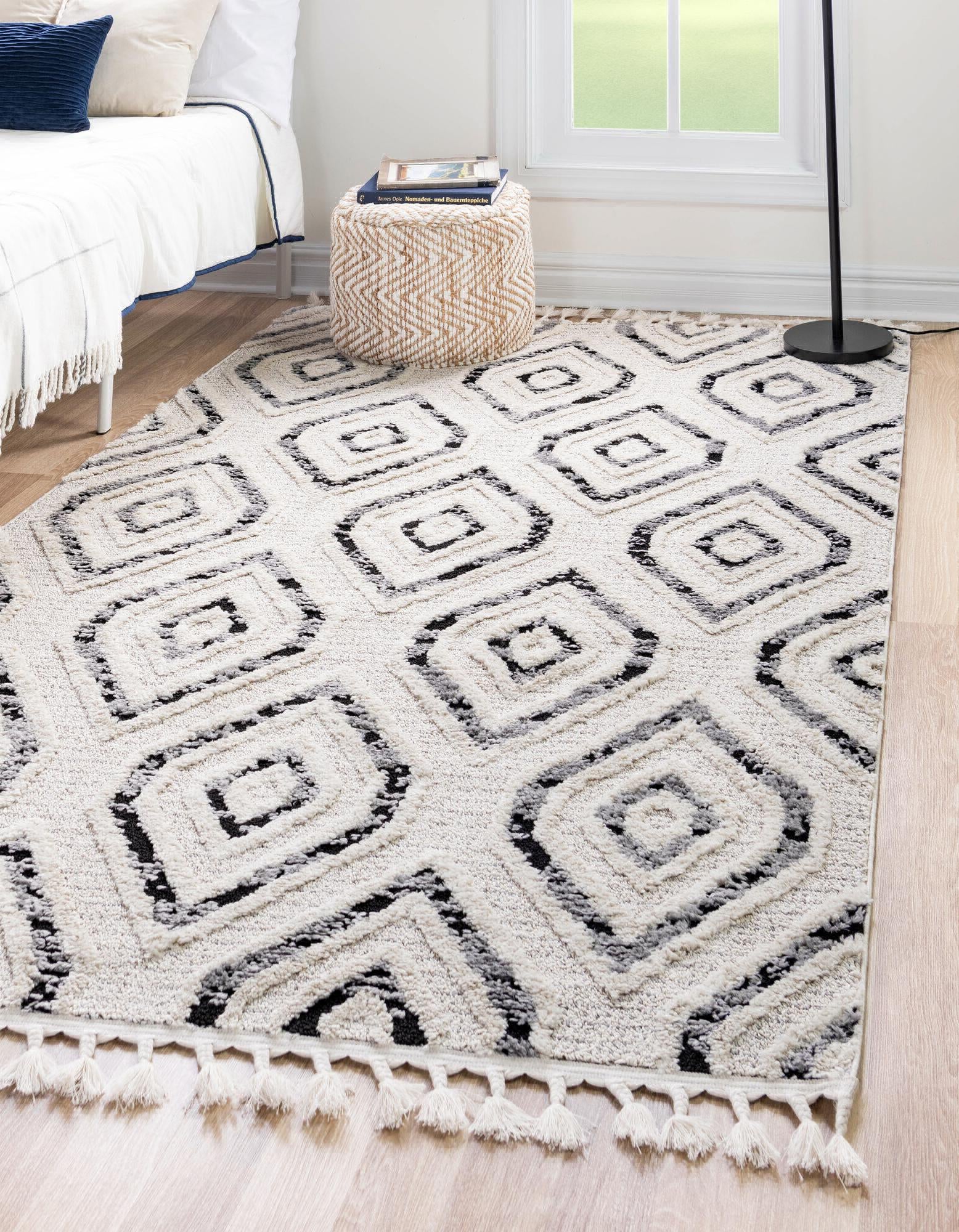 Unique Loom Cherokee T-CHRK5 Black and White Area Rug – Incredible