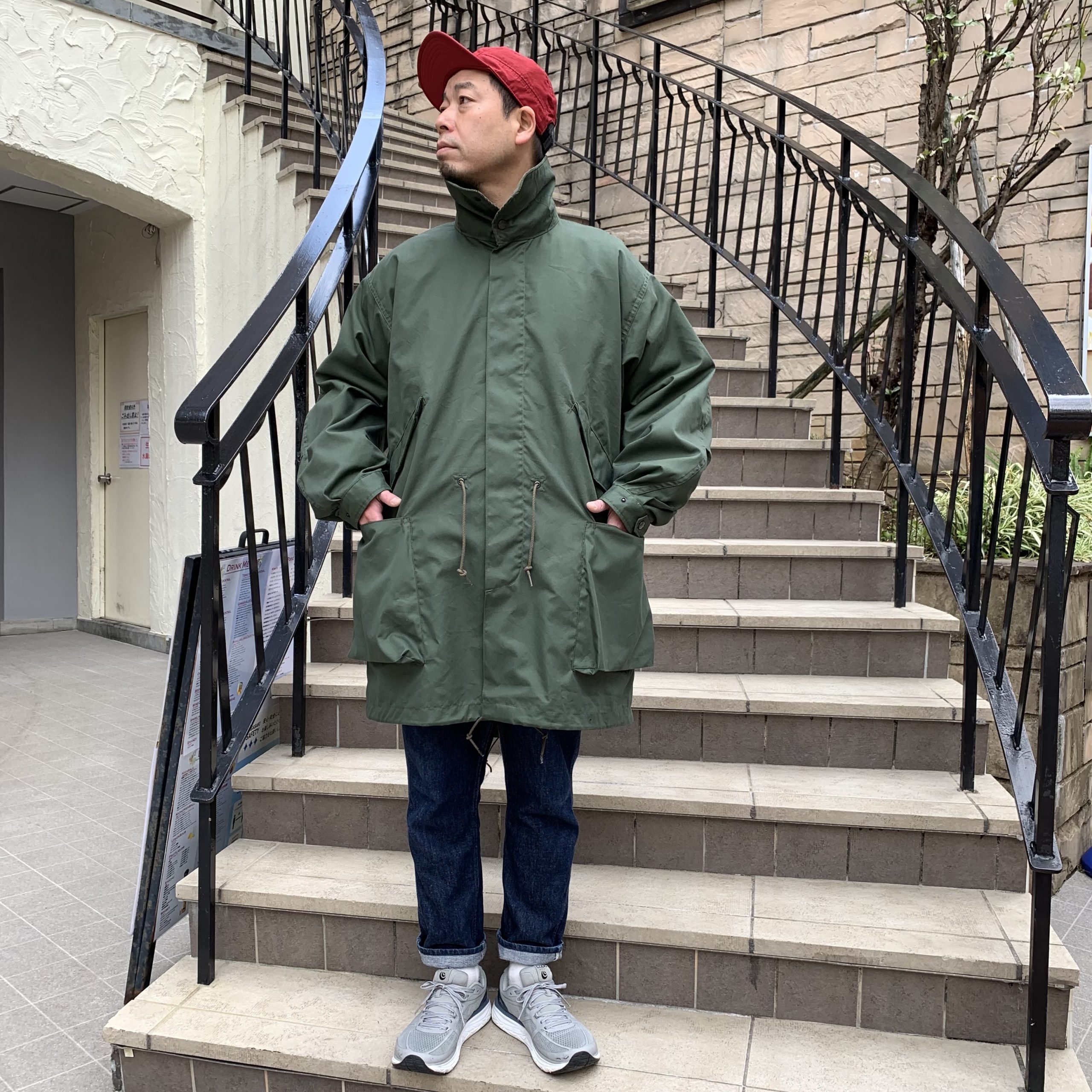 SASSAFRAS Digs Crew Coat(C/N Oxford) | INDIGO BLUE