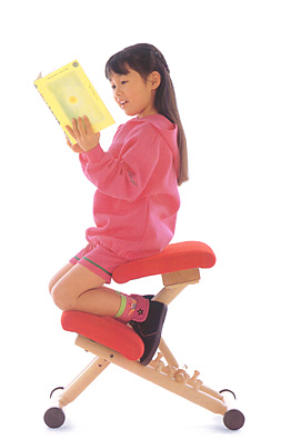 ストッケ バランスチェア マルチjr（ジュニア）